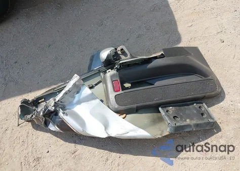 2003 Mercury Marauder from USA, damaged, VIN 2MEHM75V03X616869